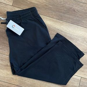 NWT Cakulo cropped capri pants. Women’s Size 2X